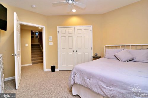 320 Stephen Ct, Charles Town WV  25414-4126 exterior