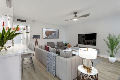 916 Flanders T, Delray Beach FL  33484-5354 exterior