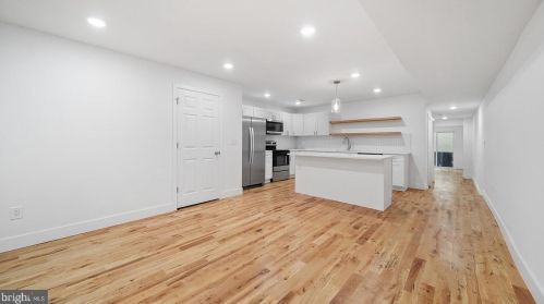512 4th St, Philadelphia, PA 19123-0041