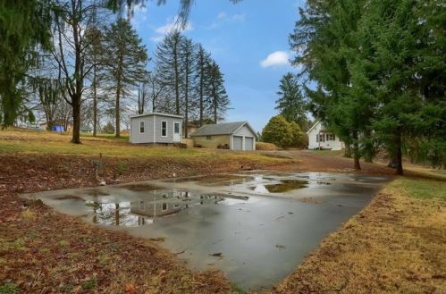 1707 Merriman Rd, Ambridge, PA 15003-1114