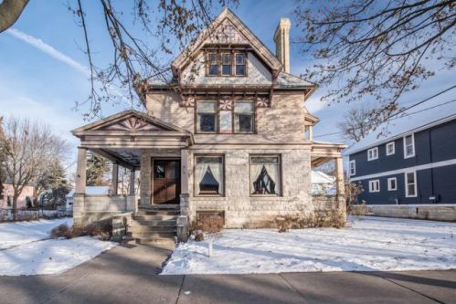 511 Lake St, Waukesha, WI 53186-5131