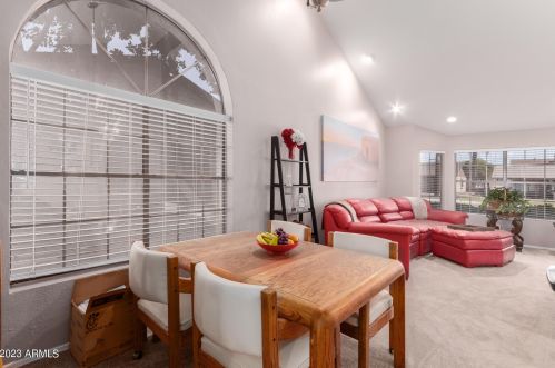 5444 Riviera Dr, Glendale AZ  85304-2422 exterior