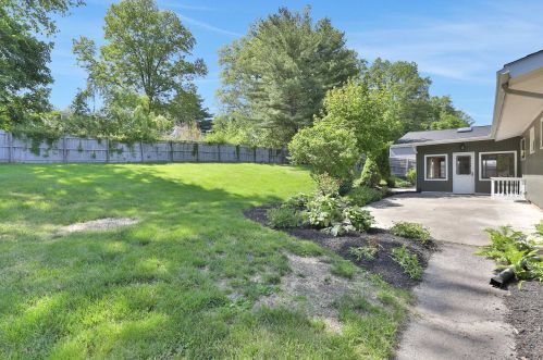 36 Old Farms Rd, Poughkeepsie NY  12603-5038 exterior