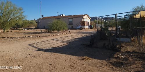 10003 Horse Mesa Trl, Tucson AZ  85743-7583 exterior