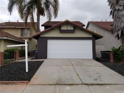 636 Cypress St, Compton, CA 90220-3678