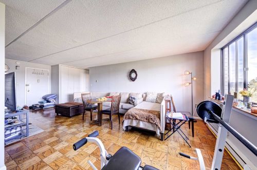 160 Academy St, Poughkeepsie NY  12601-4515 exterior