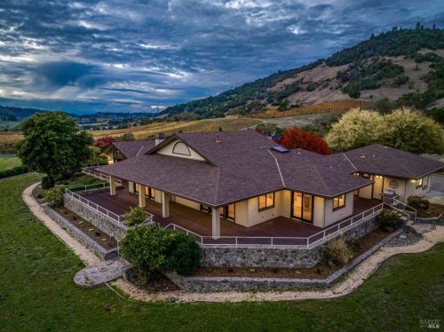 4933 Harville Rd, Santa Rosa CA  95409 exterior