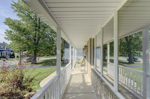 8509 White Oak Ave, Hammond IN  46321-1924 exterior