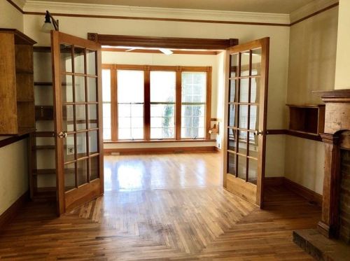 1214 Chislett St, Pittsburgh PA 15206-1306 exterior