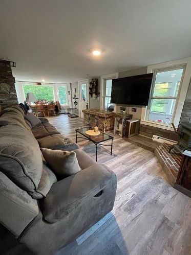 160 Elm St, Unity NH  03743-4920 exterior