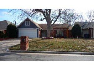 11612 3rd St, Yukon, OK 73099-6710
