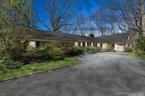 375 Juniper Dr, Muttontown, NY 11771-4608