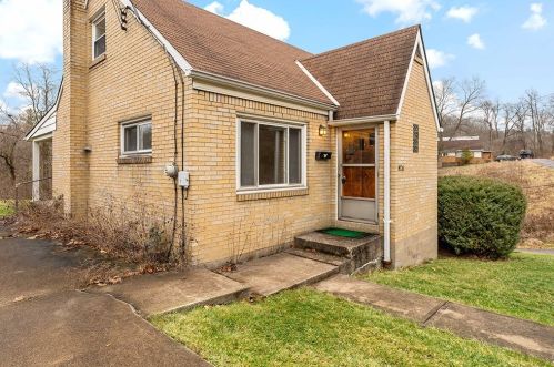 347 Thompson St, Bridgeville, PA 15017-2919