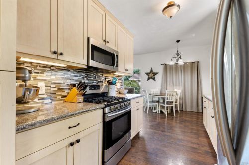 293 Valley St, Willits CA  95490-3623 exterior