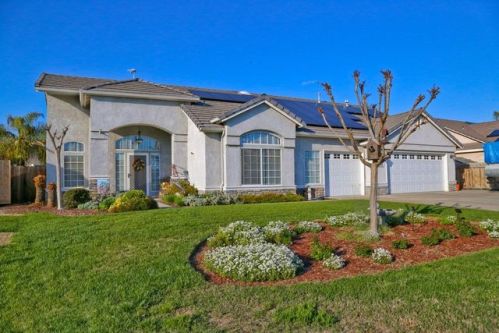564 Aspen Ct, Navelencia, CA 93654-8819
