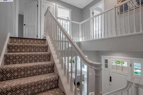 1042 Lomitas Ave, Livermore CA  94550-6436 exterior