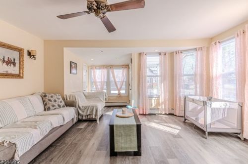 52 Riveredge Rd, Lincoln Park NJ  07035-2443 exterior