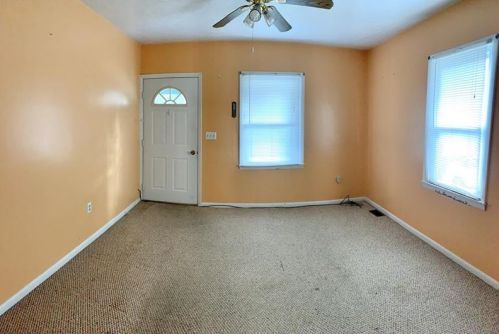 2504 Steffin Hill Rd, Beaver Falls, PA 15010-2625