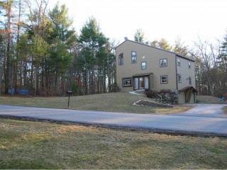 62 Lancaster Farm Rd, Salem, NH 03079-2867