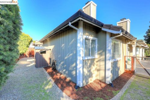 1579 Jasmine Cir, Oakley CA  94561-2652 exterior