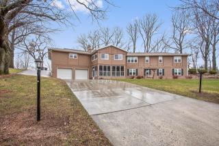 985 Centennial Centre Blvd, Oneida, WI 54155-8818