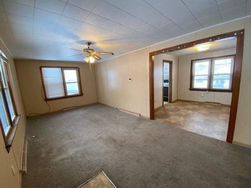 115 Church St, Dodgeville, WI 53533-1117