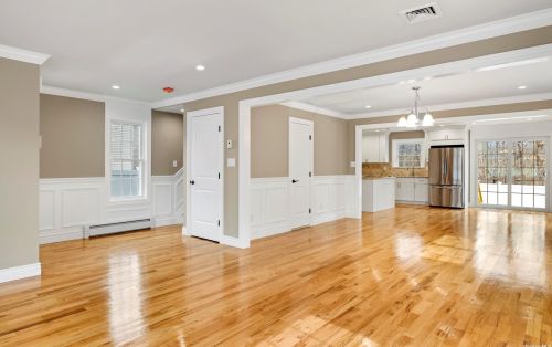 264 Frederick Ave, Roosevelt NY  11575-2340 exterior