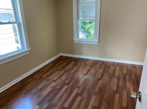 513 Pennsylvania Ave, Hermitage PA  16121-1853 exterior