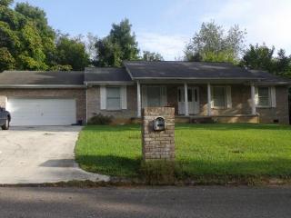 1413 Patricia Cir, Knoxville, TN 37914-5637