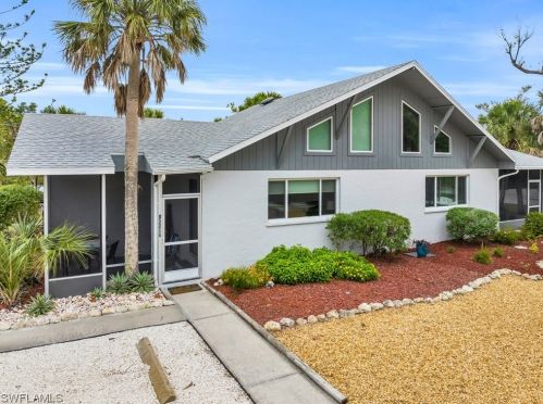 1220 Junonia St, Sanibel, FL 33957-6716