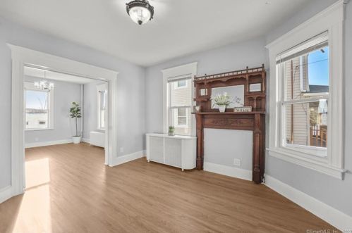 219 6th St, Bridgeport CT  06607-1046 exterior