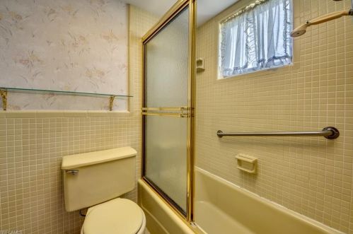 314 Hollywood St, Lehigh Acres FL  33936-5336 exterior