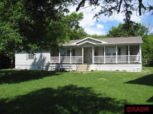37599 15th St, Elmore, MN 56027-3343