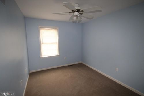 834 Knl Dr, Mount Joy PA  17552-9410 exterior