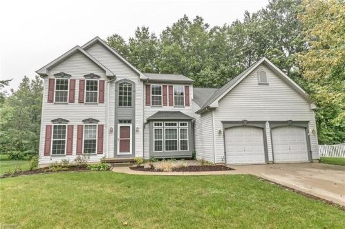 3306 Sandy Ln, Avon, OH 44011-3230