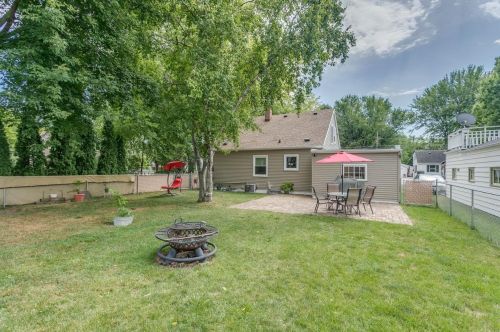 1695 Crooks St, Green Bay, WI 54302-2853