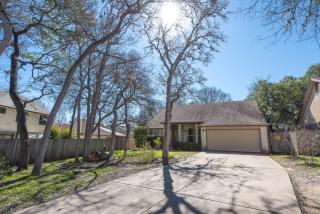 11034 Watchful Fox Dr, Austin TX  78748-2420 exterior