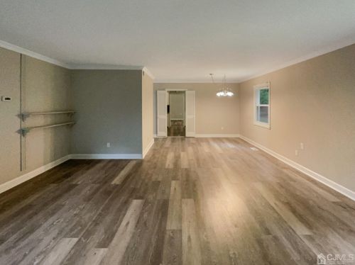 21 Morningside Dr, Old Bridge NJ  08857-2713 exterior