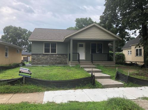1716 Avon St, La Crosse, WI 54603-2109