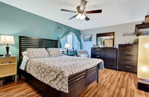 58 Malibu Ct, Old Bridge NJ  08857-3053 exterior