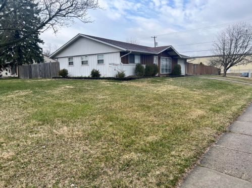 801 John St, Springfield, OH 45505-4201