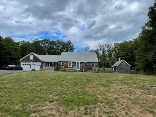 397 Main St, Ashby MA  01431-2306 exterior