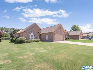5724 Riverbirch Dr, Bessemer, AL 35022-8326