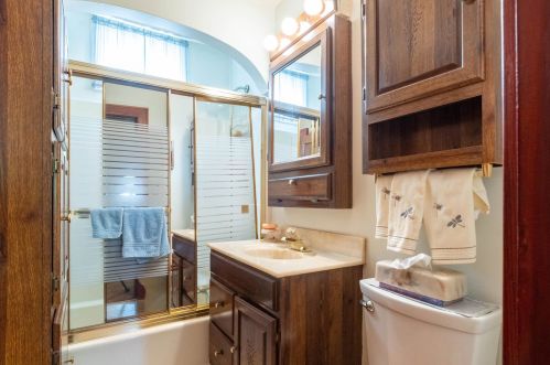 3 Proctor St, Nashua NH 03060-3936 exterior