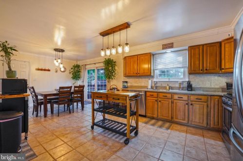 7 Zelley Ave, Trenton NJ  08620-2321 exterior