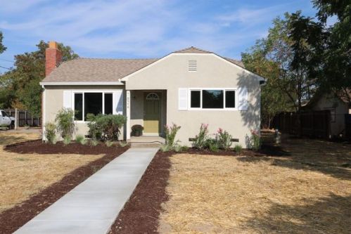 7824 Elmont Ave, Elverta, CA 95626-9512