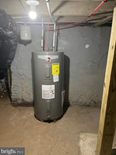 535 Chestnut St, Pottstown PA 19464-5619 exterior