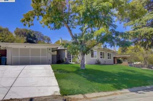1154 Temple Dr, Pacheco, CA 94553-5112