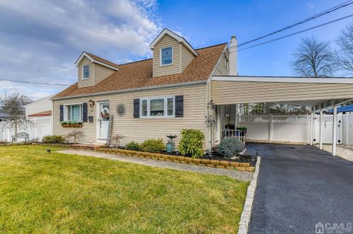 12 Nicholas Dr, Old Bridge NJ  08857-1518 exterior
