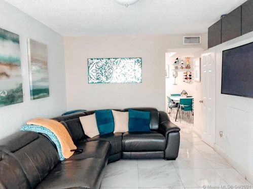 5407 22nd Ct, Hialeah, FL 33016-2056